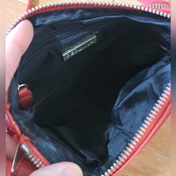 Perlina Rich Red Soft Leather Crossbody Purse Bag Organizer - Picture 13 of 13